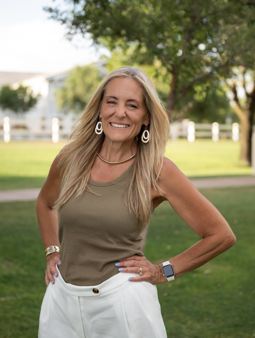 Portrait of Pamela, founder of Wayfinder